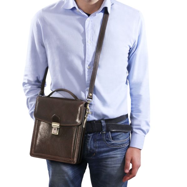 Leather Crossbody Bag -Large Size - David - model